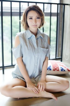 竹内里沙与黑人嗷嗷在线观看_DVD全集免费播放