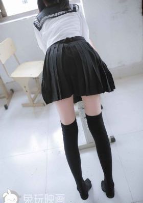 美丽小蜜桃3探寻_超清电影免费在线