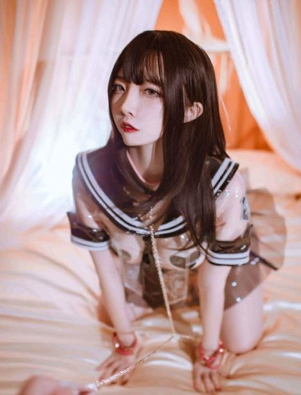 美国女孩发情_720在线观看完整版